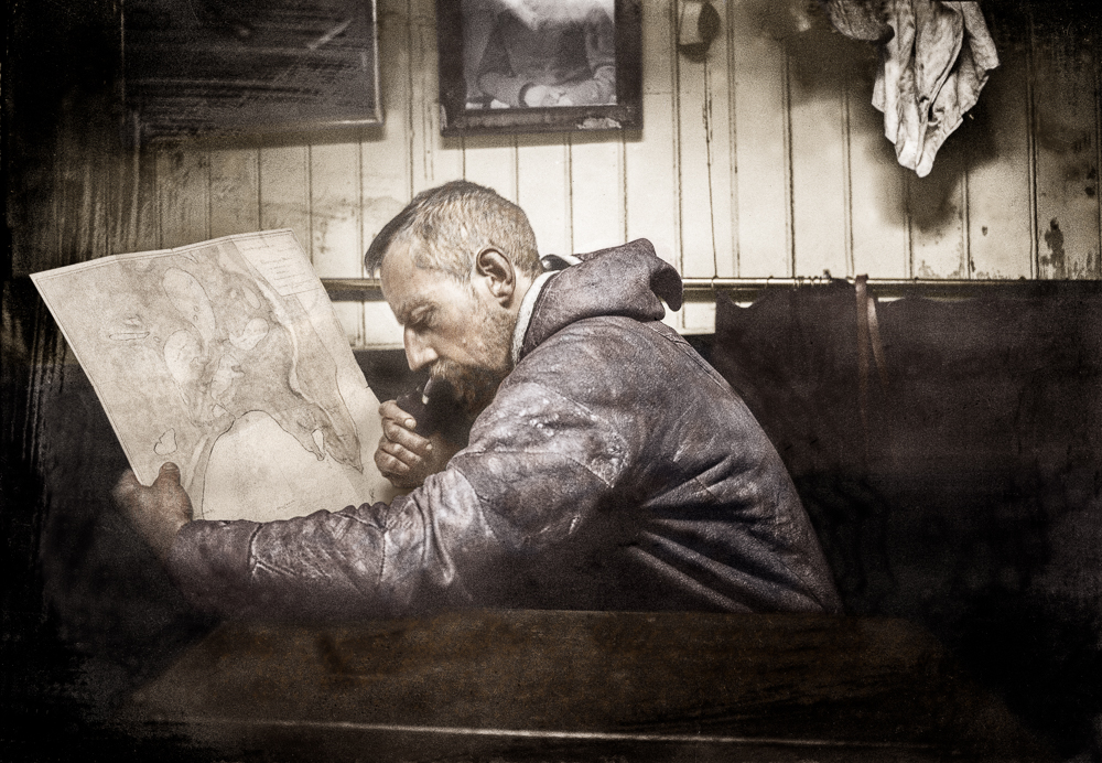 Roald Amundsen`s Maps